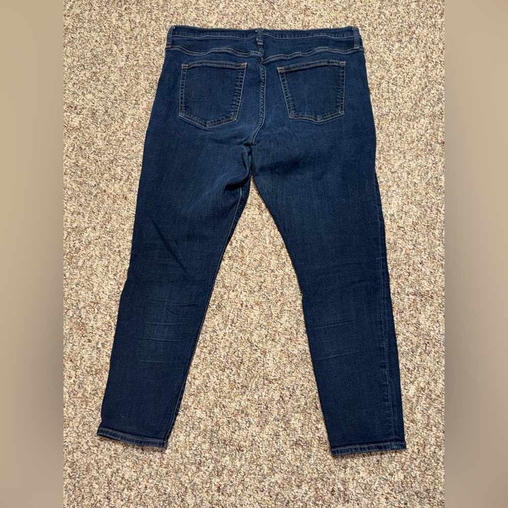 Women's size 16 GAP Dark Blue Skinny Jeans - Picture 2 of 7